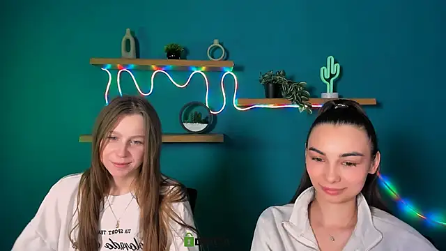 kira light   online show from December 2025 10:13:01 AM