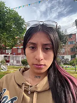 Violeet-Smith online show from December 2025 12:54:01 PM