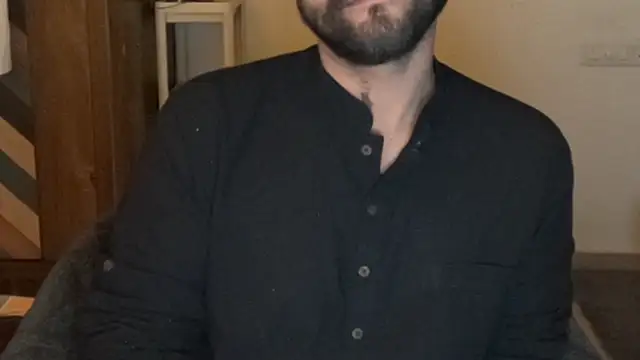 MakeMeAwareAah online show from November 2025 05:49:01 PM