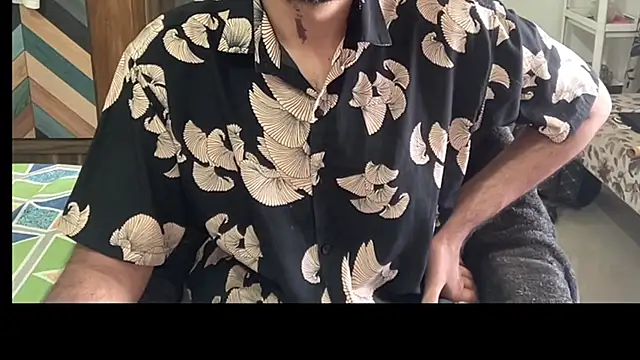 MakeMeAwareAah online show from December 2025 05:57:01 AM