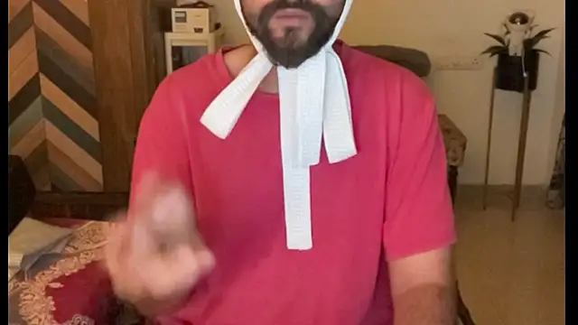 MakeMeAwareAah online show from January 2026 05:48:02 PM