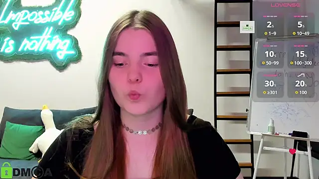 MiraaBloom online show from November 2025 02:28:01 PM