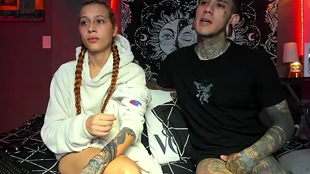 cleoo jhonny online show from April 2026 07:17:01 AM