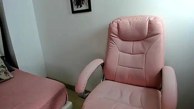 Anna Tood online show from October 2025 11:23:02 AM