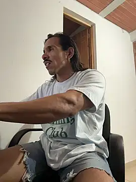 caiiobahia online show from December 2025 03:57:01 AM