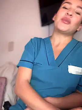 Talia Bonet online show from November 2025 01:44:02 PM