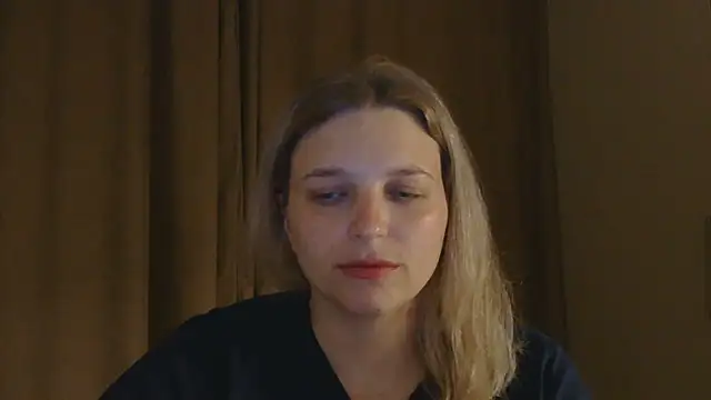 Snapshot of ElisSky301 chatting on May 2026 08:27:01 PM ElisSky301 online show from May 2026 08:27:01 PM