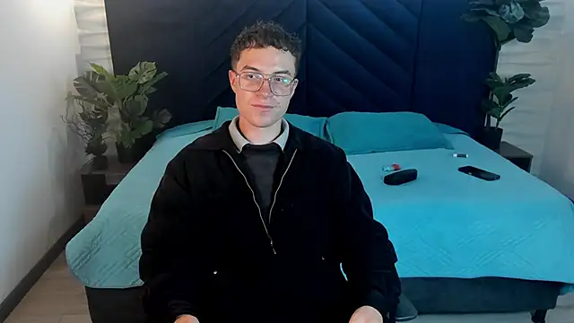 Lil James online show from March 2026 08:48:01 PM