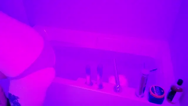 GreenBabyy online show from March 2026 12:04:02 AM