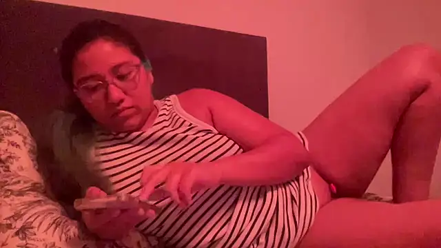 Kmiii21 online show from January 2026 05:00:01 AM