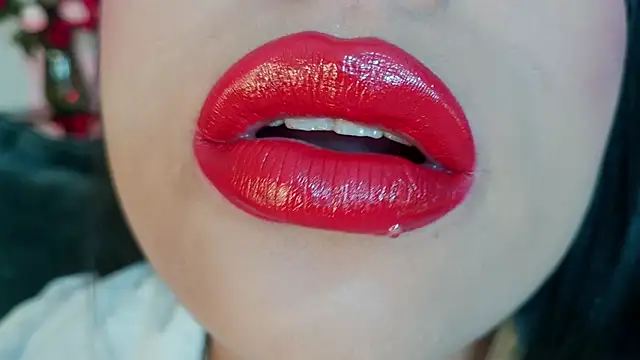 mia roux1 online show from March 2026 10:05:02 PM