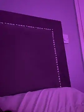 Gia Atkinson online show from October 2025 01:00:02 AM