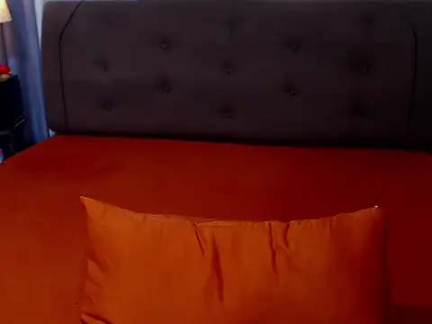 Snapshot of amalia92 chatting on December 2025 09:04:01 AM amalia92 online show from December 2025 09:04:01 AM