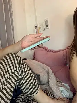 Snapshot of helo-kitty chatting on February 2026 02:44:01 PM helo-kitty online show from February 2026 02:44:01 PM