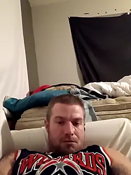 DadDDick925 online show from November 2025 12:05:01 PM