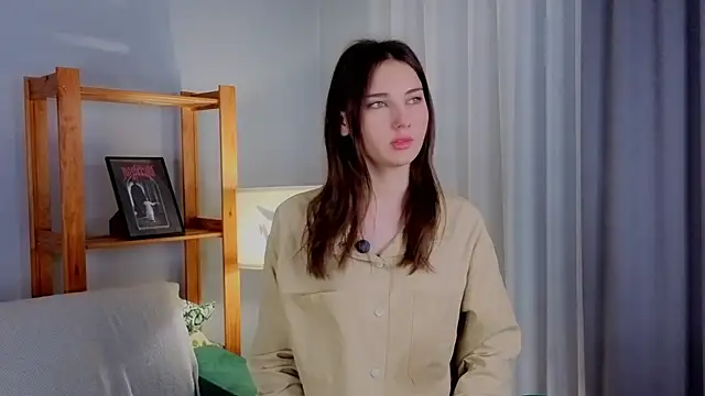 KateCahee online show from November 2025 12:55:01 AM