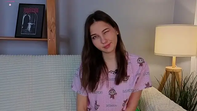 KateCahee online show from November 2025 01:05:02 AM