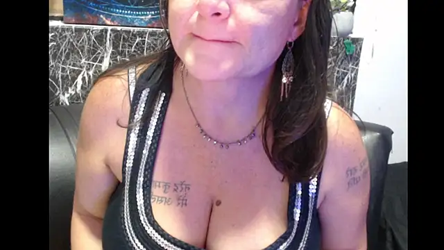 Debora Cienfuegos25 online show from December 2025 12:28:02 AM