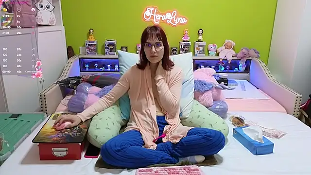  HeraLuna  online show from March 2026 09:30:02 PM