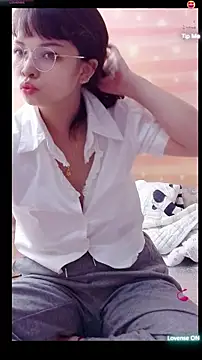 Maomilove1 online show from May 2026 12:42:01 PM