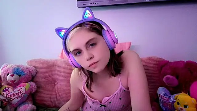 Snapshot of daddysprincess731 chatting on May 2026 02:18:01 AM daddysprincess731 online show from May 2026 02:18:01 AM