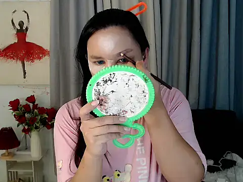 Snapshot of KeraMitenaa chatting on November 2025 05:39:02 AM KeraMitenaa online show from November 2025 05:39:02 AM