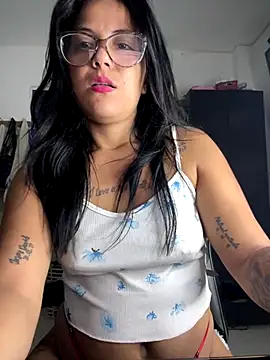 tattyHot95 online show from December 2025 12:29:02 AM