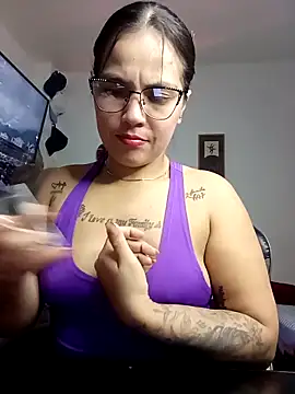 tattyHot95 online show from March 2026 06:25:01 PM