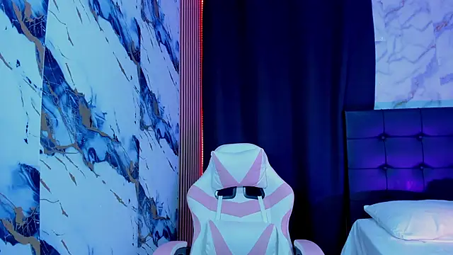 Scarlet DLuce online show from February 2026 08:57:02 AM