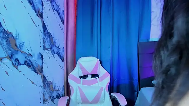 Scarlet DLuce online show from March 2026 09:01:02 AM