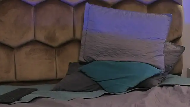 JACKSON STIFLER online show from February 2026 12:37:01 AM