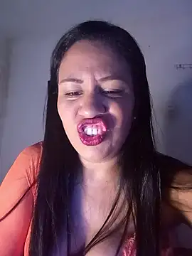 LeilaTaylor online show from January 2026 12:25:01 AM