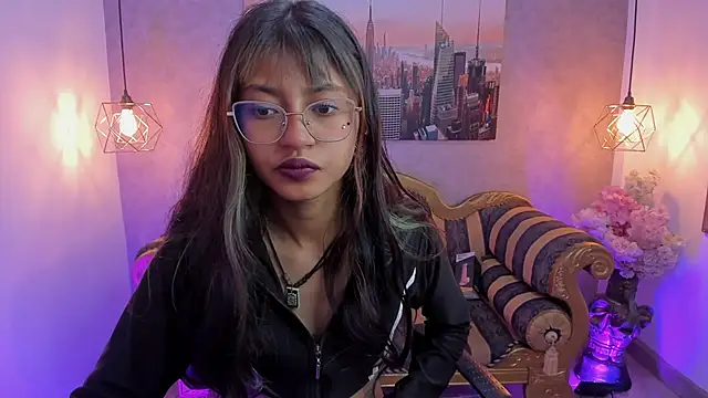 Noa clk online show from November 2025 03:40:02 AM