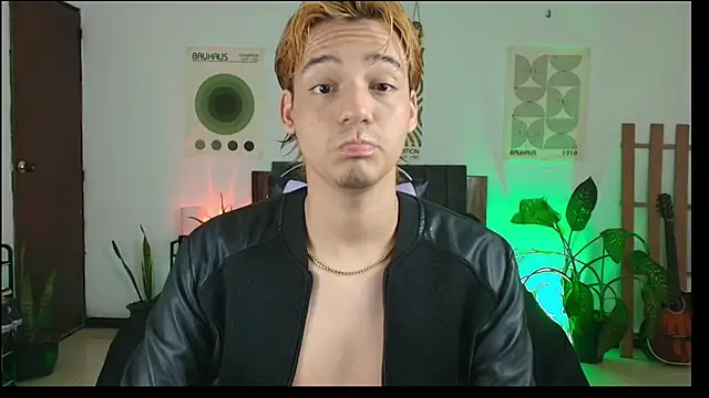 Snapshot of Habel__moretti chatting on February 2026 06:48:01 PM Habel moretti online show from February 2026 06:48:01 PM