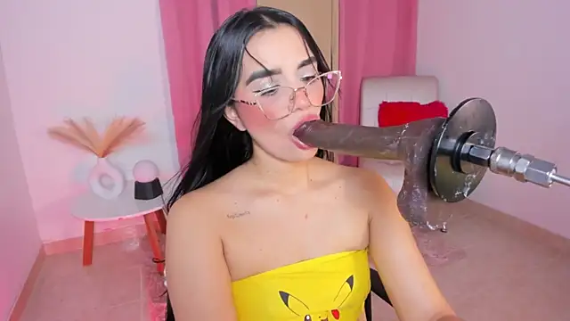 laana foxx online show from November 2025 03:28:01 AM