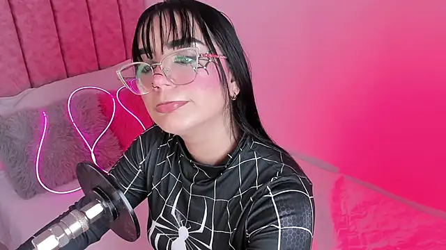 Snapshot of laana_foxx chatting on May 2026 10:51:01 PM laana foxx online show from May 2026 10:51:01 PM