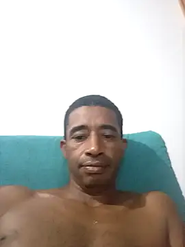 juniordotado87 online show from December 2025 11:31:01 PM