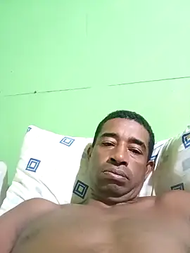 juniordotado87 online show from December 2025 08:00:01 AM