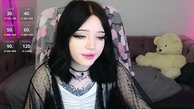 Emma Kirks online show from December 2025 10:30:01 AM