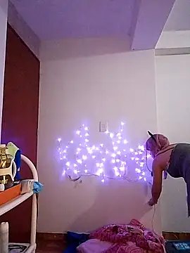 Kitty Kalifa online show from December 2025 11:43:01 PM