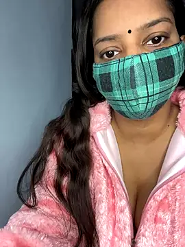 Cute Marina online show from December 2025 05:01:01 AM