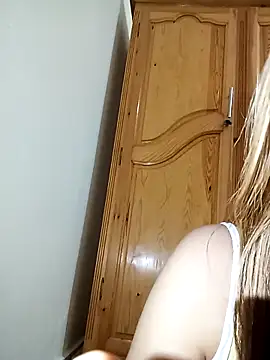 indilasixeey online show from February 2026 01:56:02 AM