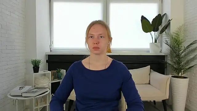 RessiePurtill online show from October 2025 12:37:02 PM