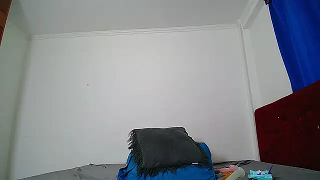 Gigi Scott  online show from February 2026 11:25:02 PM