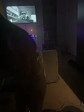 elliepixie online show from November 2025 03:48:01 AM