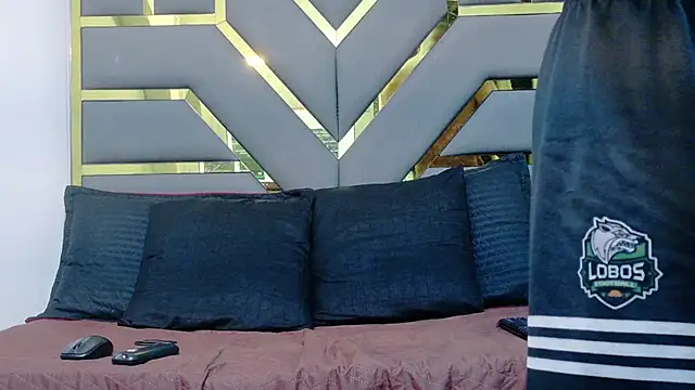 Snapshot of Neytanmalcon chatting on December 2025 08:04:01 PM Neytanmalcon online show from December 2025 08:04:01 PM