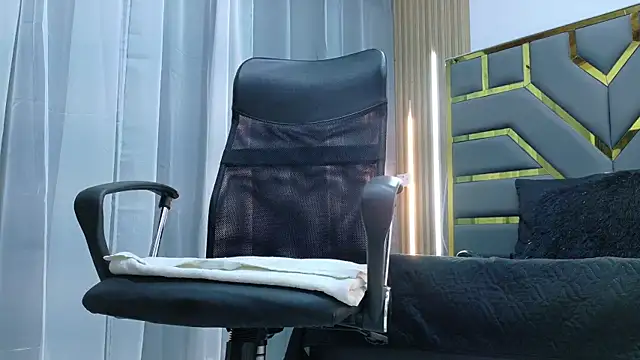 Snapshot of Neytanmalcon chatting on January 2026 07:30:01 PM Neytanmalcon online show from January 2026 07:30:01 PM