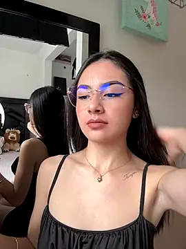 IslaCole online show from October 2025 06:46:02 PM