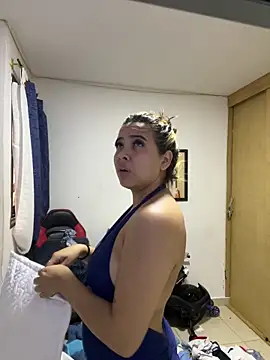 sofia montclair online show from April 2026 07:37:02 PM