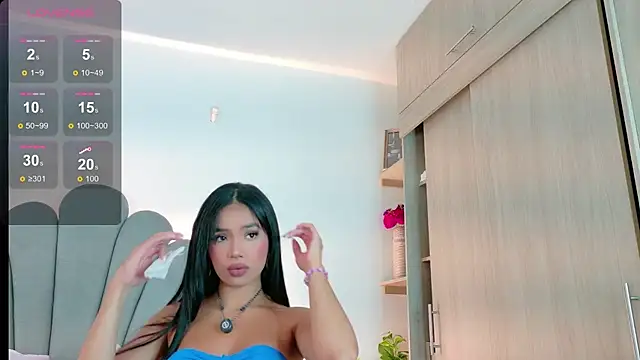 AbbyHank2 online show from November 2025 05:34:02 PM